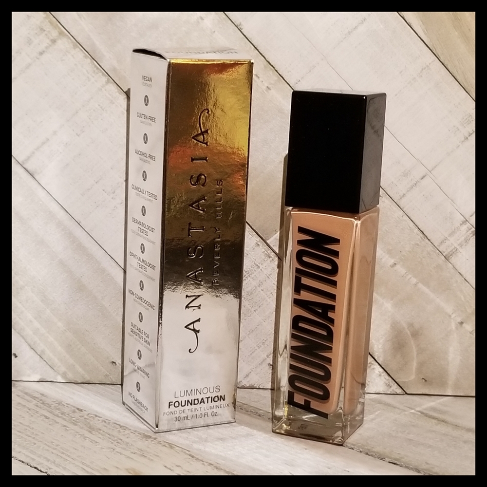 ABH Luminous Foundation 220N